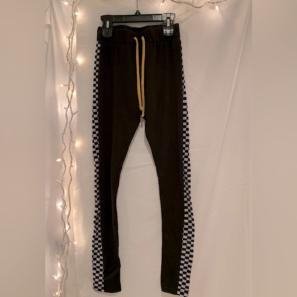 Rue21 Black and White Checkered Leggings